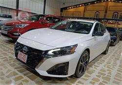 نيسان ألتيما